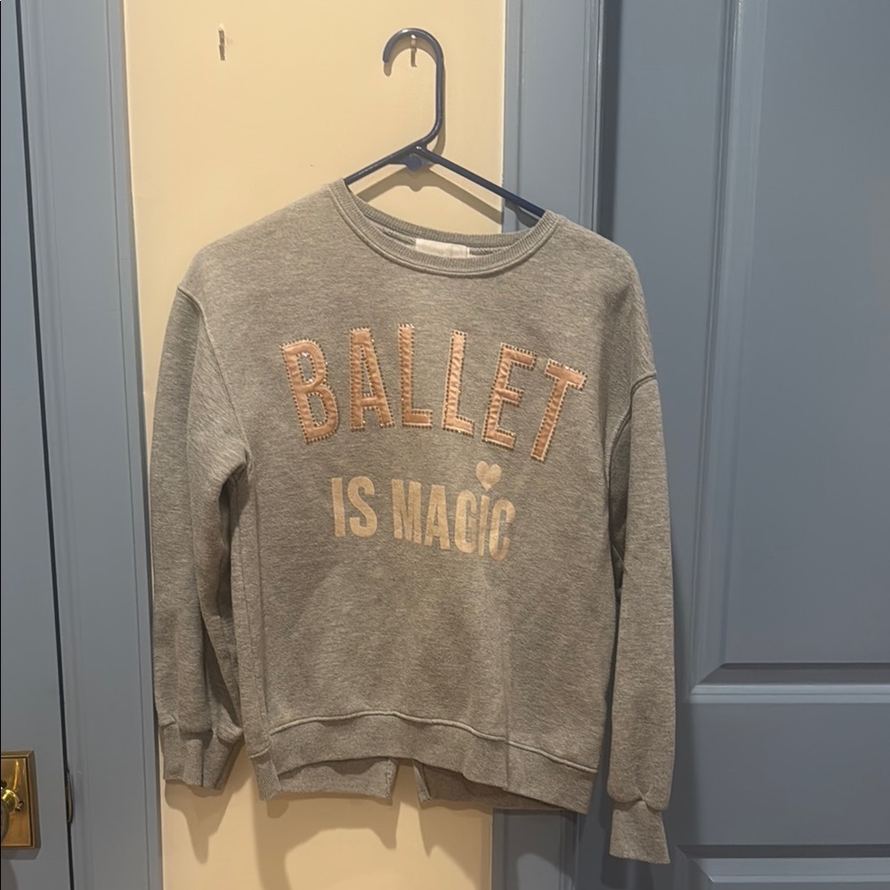 H&M Gray Crewneck Sweatshirt Baller Print